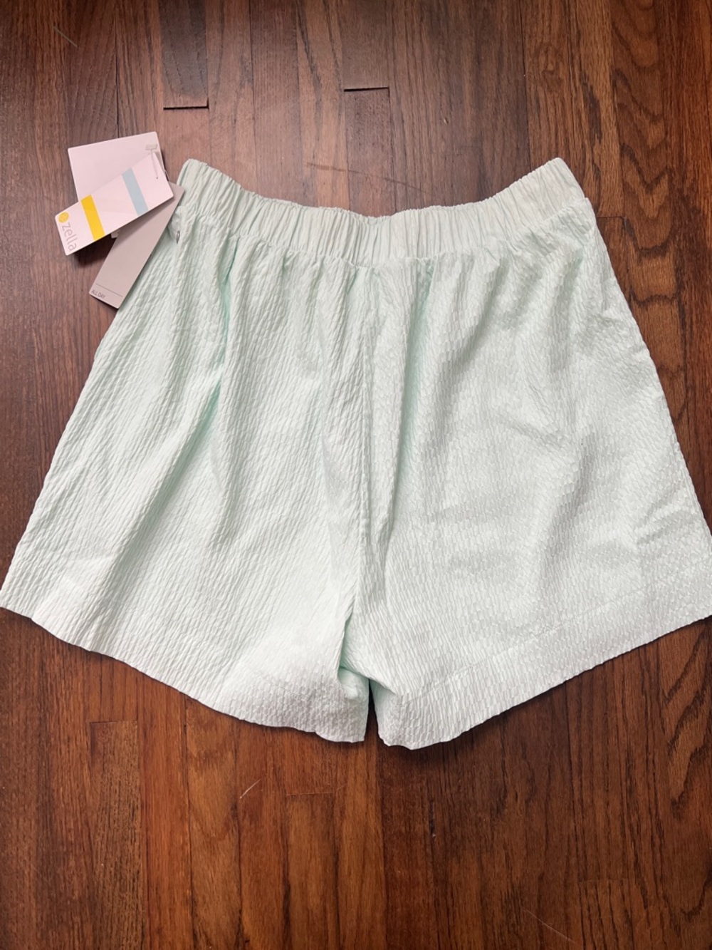 NWT Nordstrom Zella saylor Crinkle Shorts with pockets athletic shorts - Picture 4 of 9